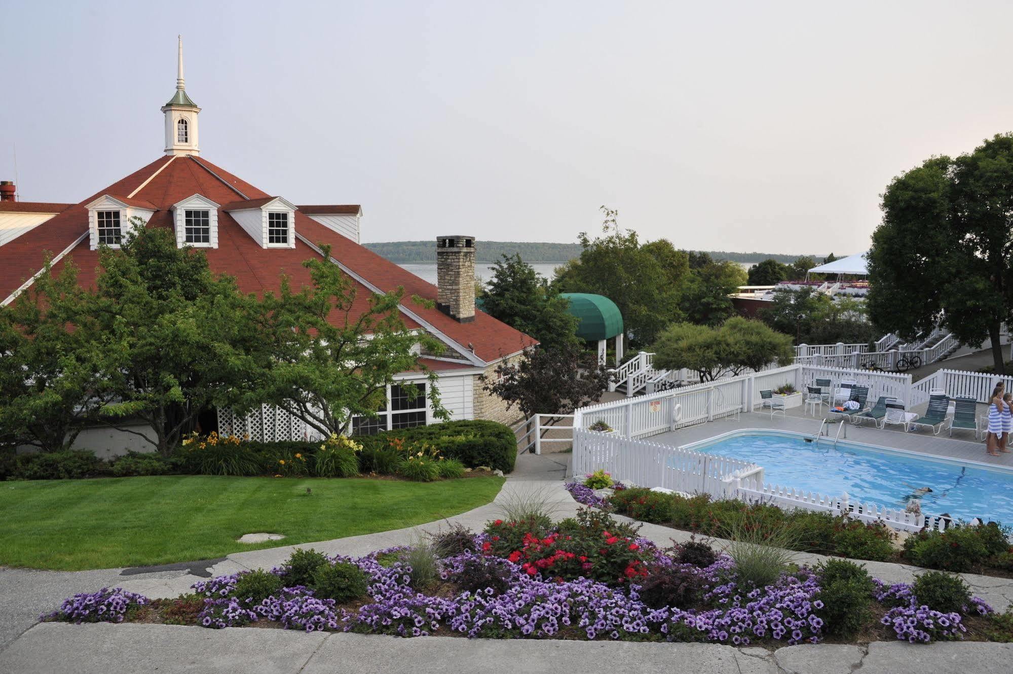 Mission Point Resort Макино Экстерьер фото